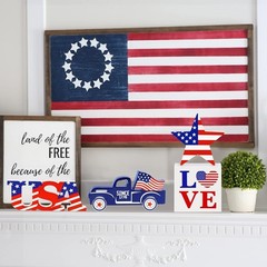 Charming Patriotic Table Decor: 4 Wooden Decorations for Independence Day
