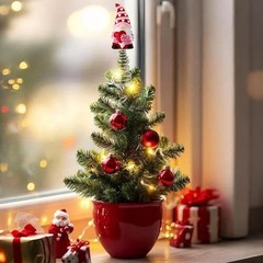 Gnome Miniature Tree Topper, 5.1 Inches Mini Resin Gnome Valentines Day