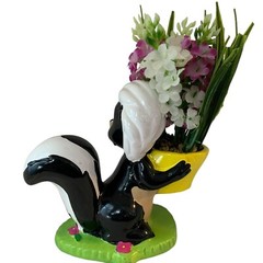 Disney Black White Skunk 6-Inch Ceramic Planter Artificial Plant Flowers READ