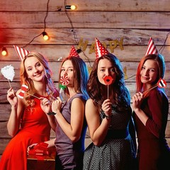 Christmas Photo Booth Props 32 Pieces DIY Kit Cardstock Red Green New Year