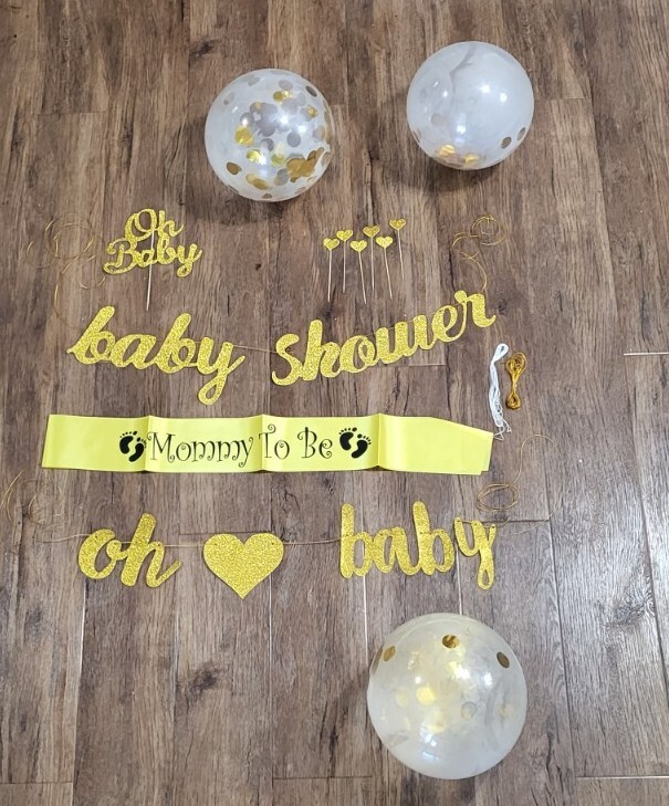 New 8-Piece Gold Baby Shower Decoration Kit | Mommy To Be | Individually Sealed