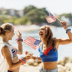 Comfortable 144PCS Patriotic Bracelets: Perfect for Memorial Day Celebrations