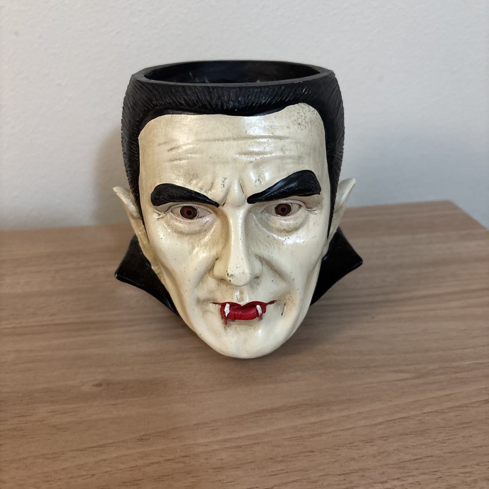 DRACULA ASHLAND HALLOWEEN TABLETOP PLANTER POT DECOR DECORATION NEW SPOOKY BOWL