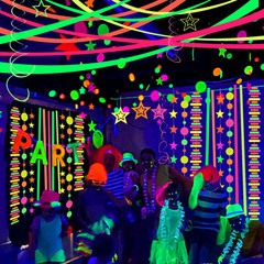 420Feet Blacklight Party Streamer Decorations 4 Rolls Glow Crepe Paper UV Reacti