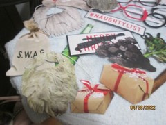 Bad Santa Photo Booth Kit 26 Props & Disguises New