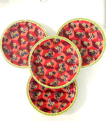 Despicable Me Minions Birthday multicolored paper plates 7″ Pack 32 Plates