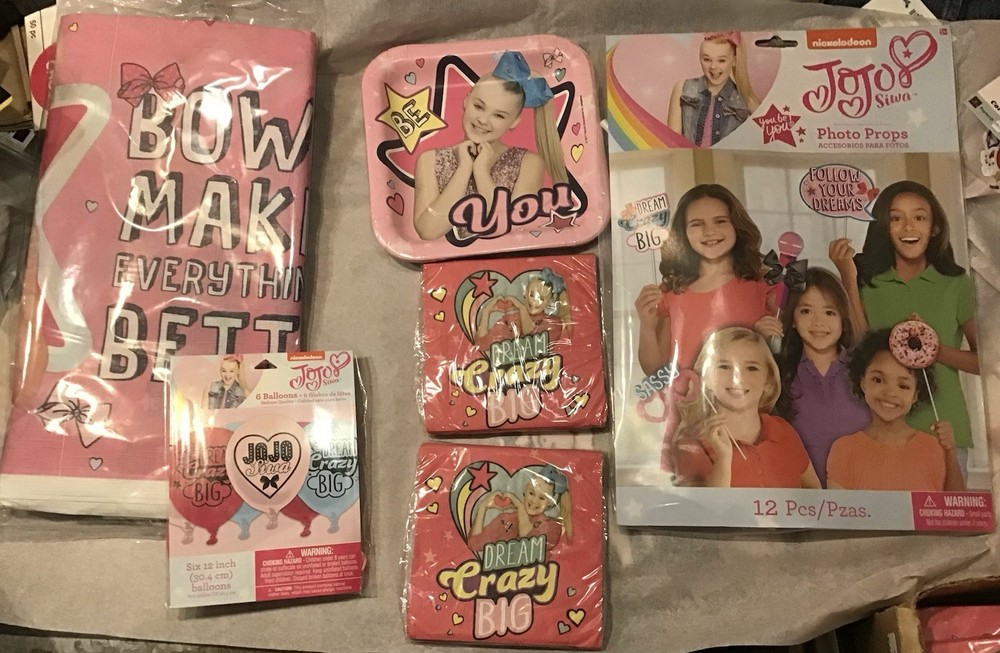 Jojo Siwa Birthday Party Supplies Bundle -NEW