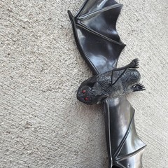 FLYING PARTY BATS QTY 23