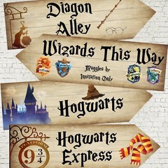 4 Magic Wizards Party Decoration Arrow Signs