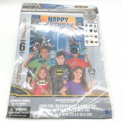 Batman Giant 5pc Scene Setter Kit W/9 Photo Props 30inch Balloon And Party Game