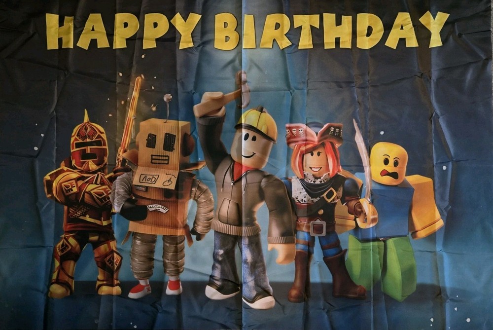 Roblox Birthday Party Set w 3x4FT Banner, Party Decor & Accessories for 10.