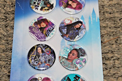 Disney Decendants 2 Party Buttons 8 Pieces Birthday Amscan Designware
