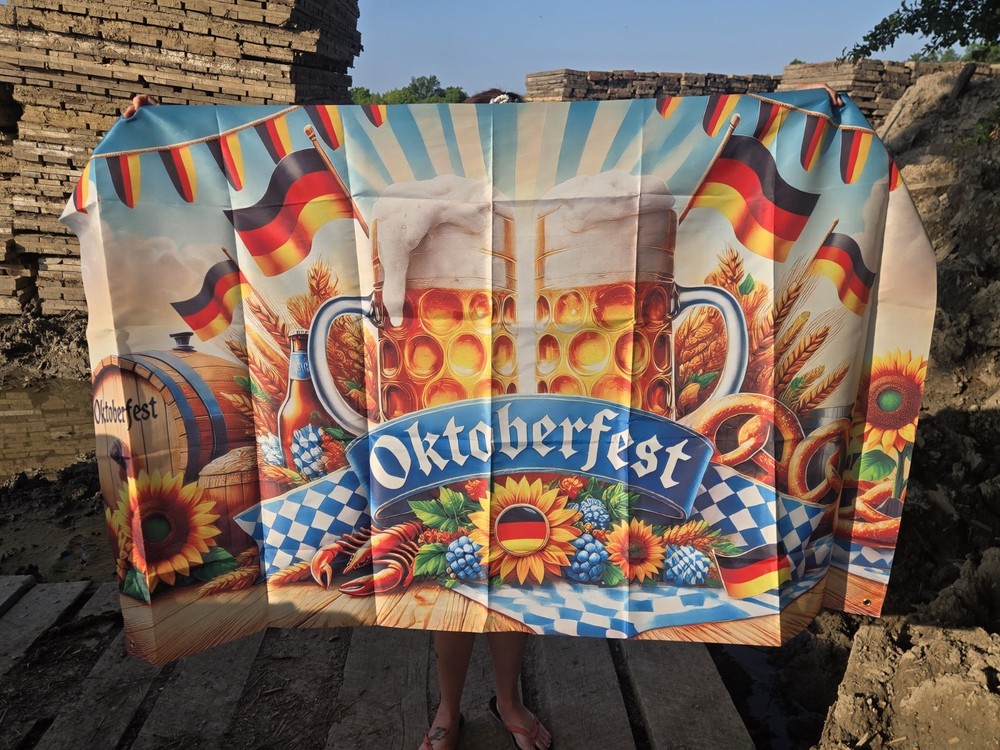 Oktoberfest 71×43 Banner