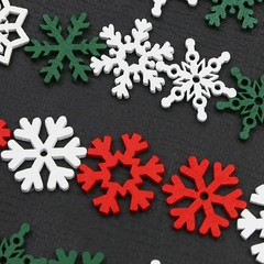 (50 Pieces/pack) 23mm Christmas Snowflake Wood Chips Colorful Diverse New Year’s