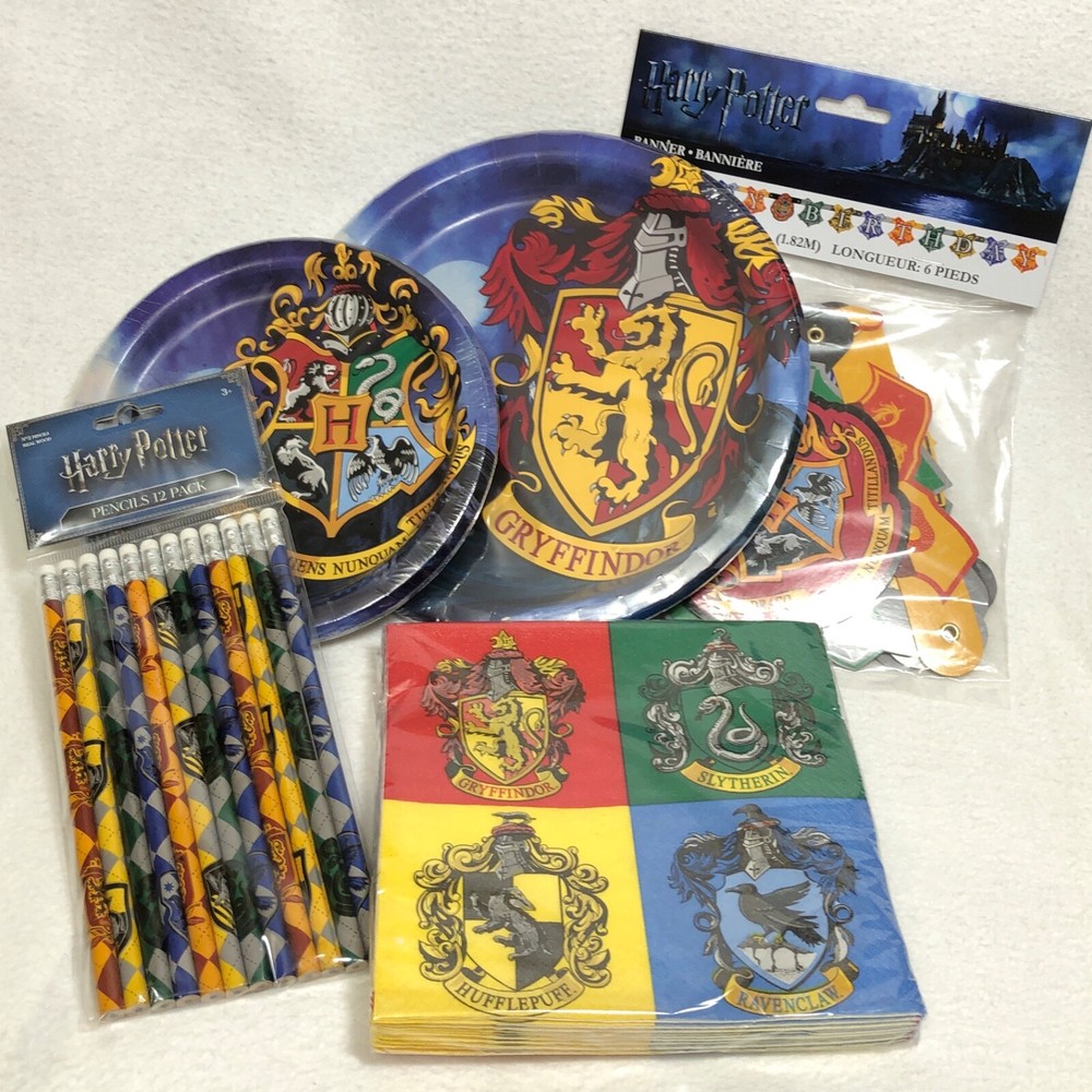 Harry Potter Party Set 45 pc Gryffindor Birthday Plates Napkins Pencils Banner