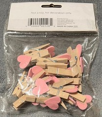 18 Count Valentine’s Day Mini Wood Clips Heart Love 1.41″ Craft Decor Valentines