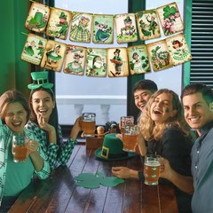 ssailue decor St. Patrick’s Day Decorations – 5″+»x»+ «7»+» inches, Green