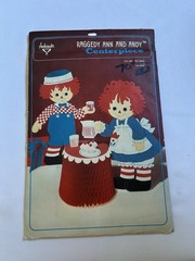Vintage Hallmark Raggedy Ann and Andy Party Centerpiece 1974 Never Used