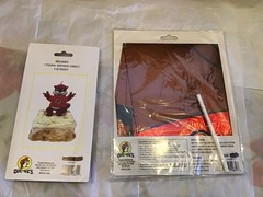 Buc-ee’s Party Time Mylar Balloon & Birthday Candle -NEW