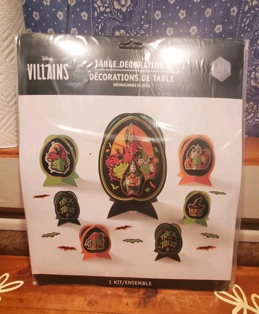 Disney Villains Halloween Party Table Decorations Kit NIP