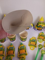 Teenage Mutant Ninja Turtles Classic TMNT Birthay Party Decorations Hats Blowers
