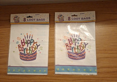 Party Items – Loot Bags & Table Covers Bundle