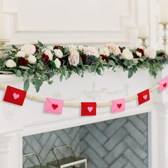 DAZONGE Retro Valentines Day Decor, Felt Envelope Wood Bead Valentines Garland B