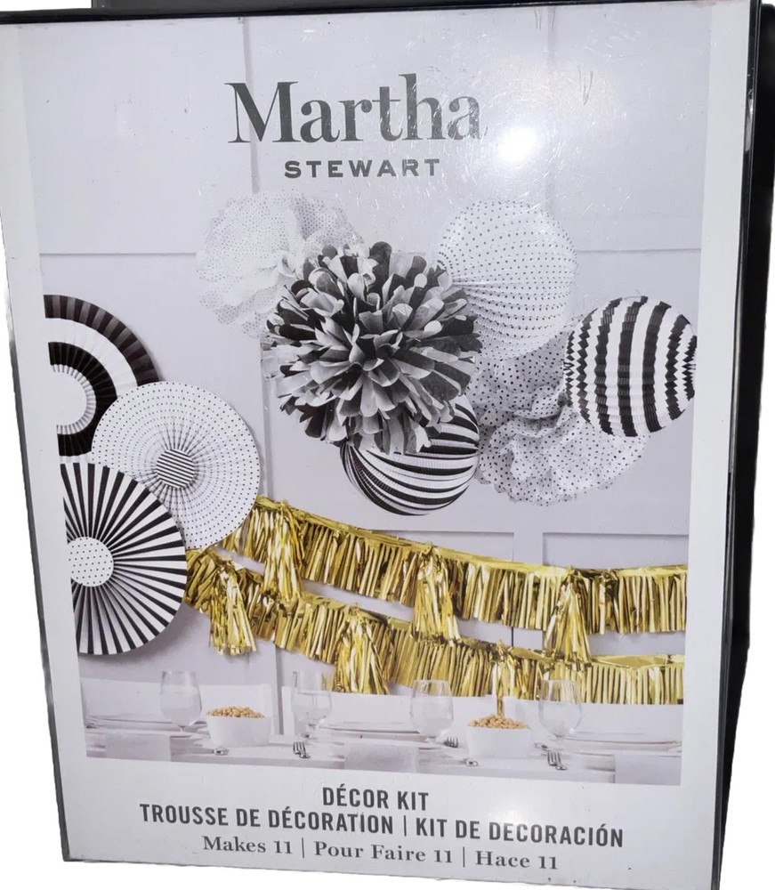 Black & White Kit For Decorating New Years Party Sealed New Fast Shipping