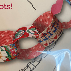 eeBoo Valentine Paper Chain 240 links Ephemera Vintage Style 2 Packs 48’