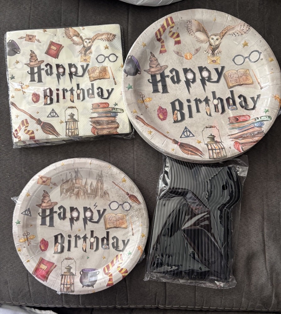 Harry Potter Theme Happy Birthday Supplies 100 Piece 25 Guests