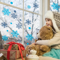 288 PCS Snowflake Paper Cutouts Winter Snowflake Shape Paper Cut Outs Card Stock