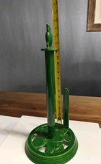 Vibrant Green Enamel Cast Iron Apple Motif Countertop Paper Towel Holder Glossy