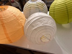15 Paper Lanterns 4 colors 12″