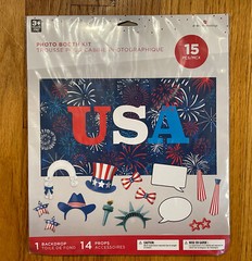 USA Photo Booth Kit Contains: 14 Props + Backdrop By: American Greetings NIP!