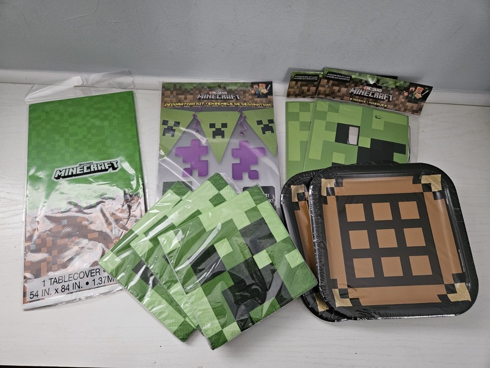 2018 Minecraft Birthday Party Decorations And Supplies Lot New In Packages
