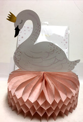 SWAN PARTIES 3 TABLE CENTERPIECES BY TALKING TABLES STANDARD SIZE NEW IN PACKAGE