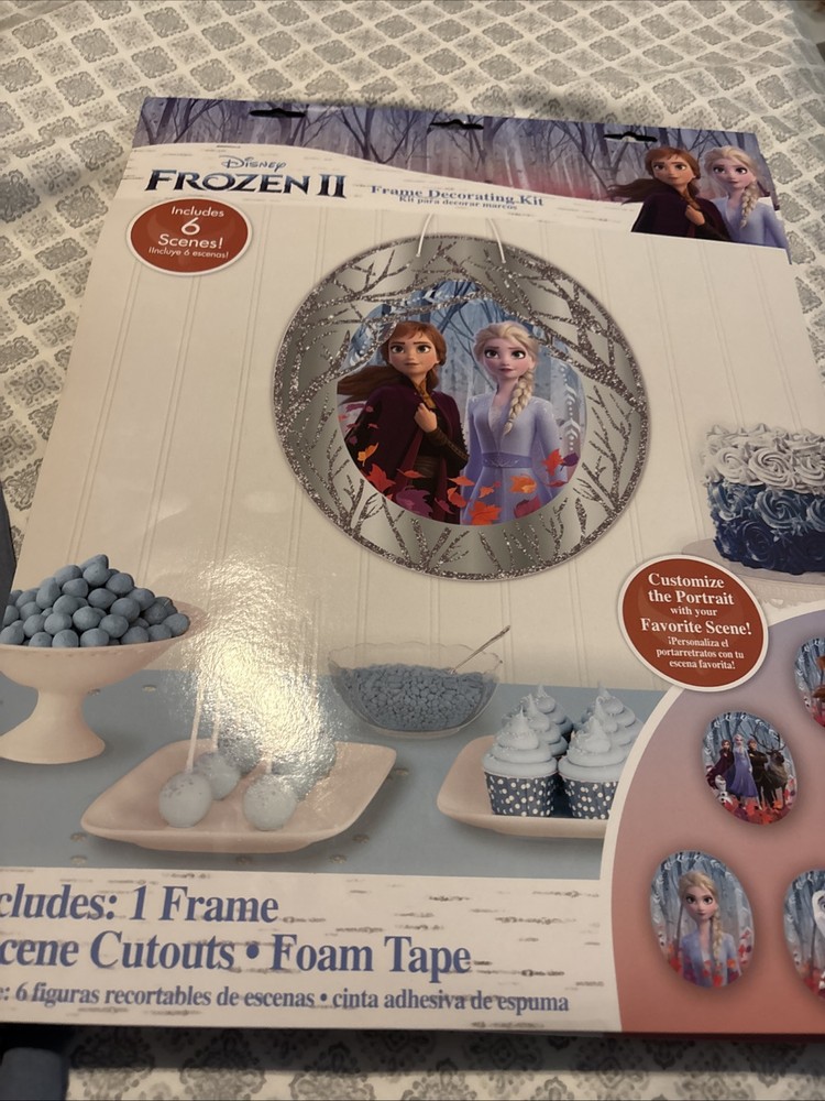 Frozen 2 Decoration Set New/ Nature is magical