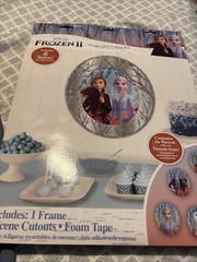 Frozen 2 Decoration Set New/ Nature is magical