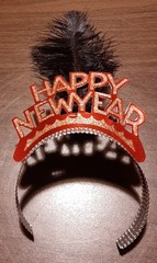 5 Happy New Year Headband Fearther Swing Tiaras White And Black Feathers