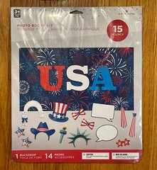 USA Photo Booth Kit Contains: 14 Props + Backdrop By: American Greetings NIP!