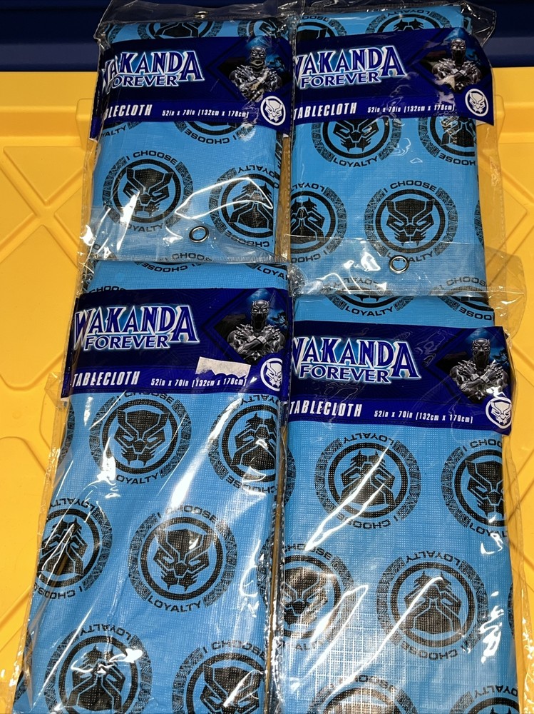 Marvel Black Panther Wakanda Forever Tablecloth Birthday Party Favors Set Of 4!