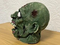 Halloween Zombie 8″ Tall Prop – Moves Lights-Up Talks -🕹️Retro Gift Idea🕹️