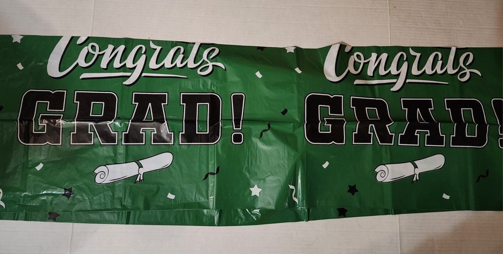 FREE Green 2026 Congratulations Graduation Plastic Tablecloth 52 x 106 New US