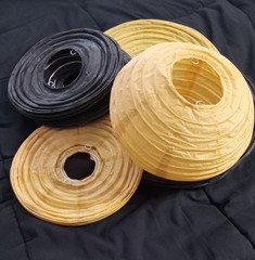 Round Paper Lanterns 2-Black 8inch 2-Gold 8inch 2-Black 10inch 2-Gold 10inch