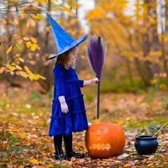 Fancy Dress Broom Halloween Rotating Witch Flying , Small Children’s