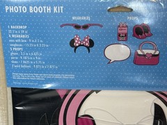 DISNEY MINNIE MOUSE PHOTO BOOTH KIT with: 1-BACKDROP, 4-WEARABLES, and 5-PROPS