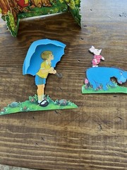 VINTAGE HALLMARK Winnie The Pooh CENTERPIECE
