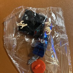 Marvel avengers Mini figures Lot of 10 BIRTHDAY CAKE TOPPERS PARTY SUPPLIES