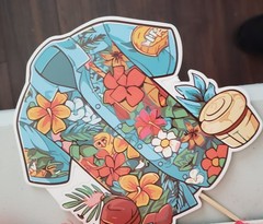 Hawaiian Luau Photo Booth Props & Handmade Foam Board Frame With Shells , Luau