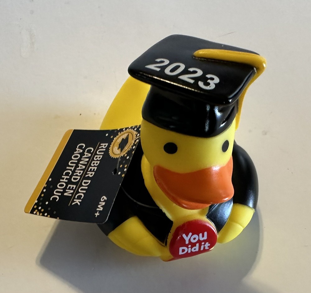 GRAD 2023 Rubber Duck with Cap, Gown & Tassel 3″ New With Tag